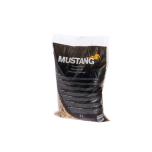 Mustang lepasuitsu laastud